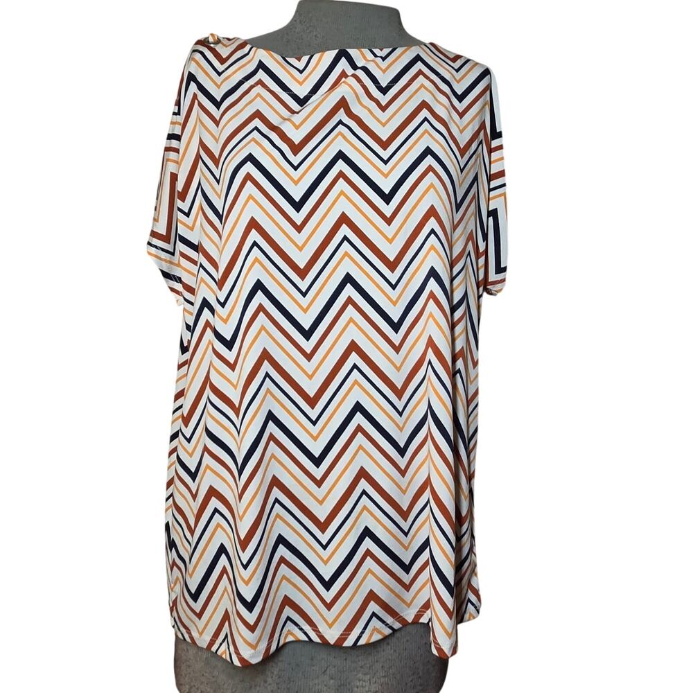 Chevron Print Short Sleeve Blouse Size Large